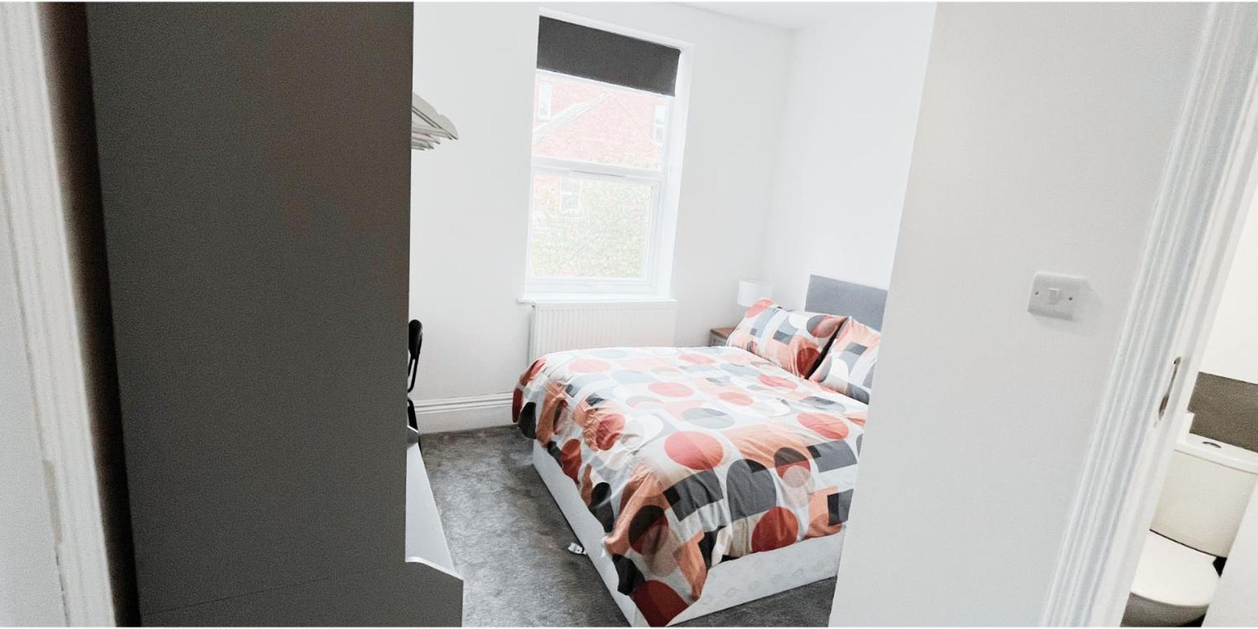 Private Room In Modern House Near Νότιγχαμ Εξωτερικό φωτογραφία